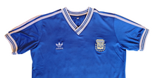 Load image into Gallery viewer, Argentina Away Retro Soccer Jersey 1990 Maradona